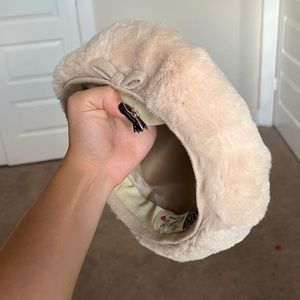 Vintage fur beret